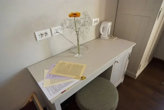 Comfort Tek Büyük Yataklı Oda