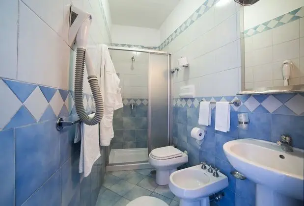 Standard Tek Büyük veya İki Ayrı Yataklı Oda, Deniz Manzaralı