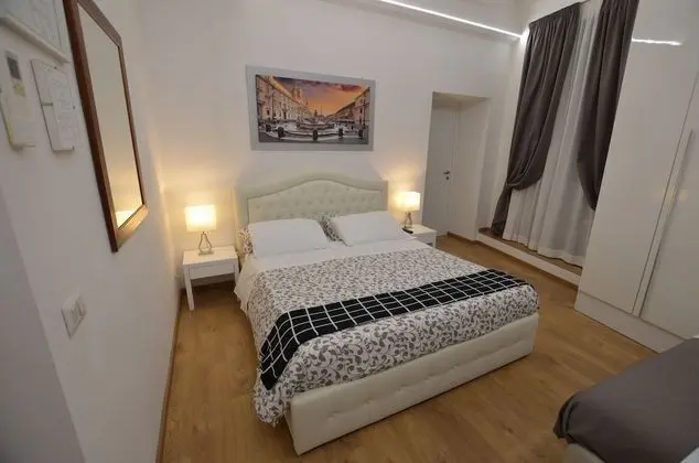 Üç Kişilik Oda