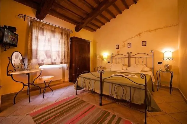 Superior Tek Büyük veya İki Ayrı Yataklı Oda