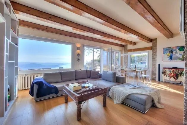 Family Villa, Birden Çok Yatak, 2 Banyolu, Dağ Yamacı (Il Fienile Stunning Lake View)