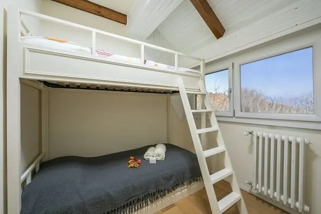 Family Villa, Birden Çok Yatak, 2 Banyolu, Dağ Yamacı (Il Fienile Stunning Lake View)