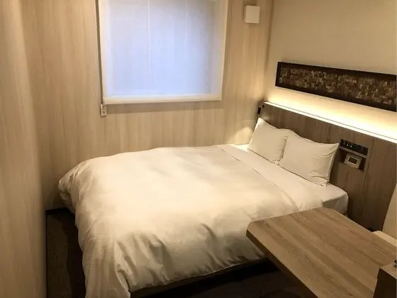 Tek Büyük Yataklı Oda, 1 Çift Kişilik Yatak (Small)