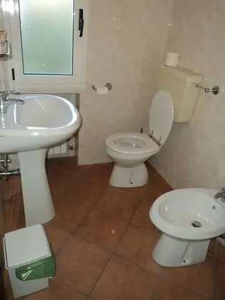 Basic Tek Büyük Yataklı Oda