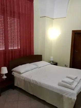 Üç Kişilik Oda, Küçük Mutfak