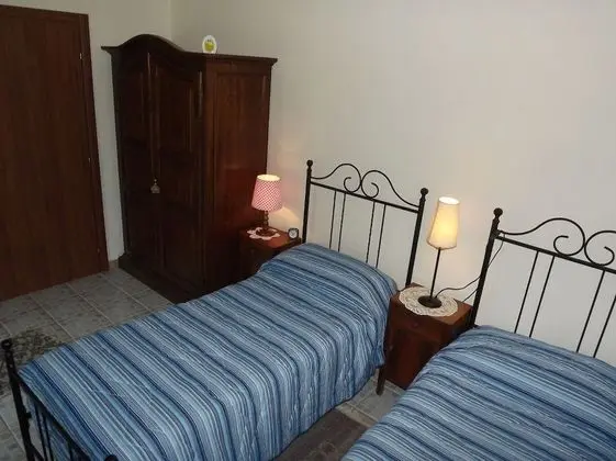 Family Tek Büyük veya İki Ayrı Yataklı Oda, 1 Büyük (Queen) Boy Yatak, Bahçe Manzaralı