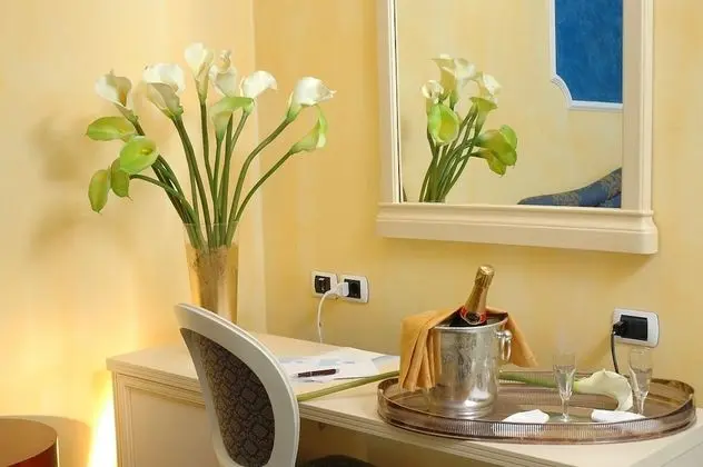 Comfort Tek Büyük Yataklı Oda