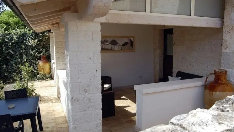 Basic Üç Kişilik Oda, Küçük Mutfak (Trullo )