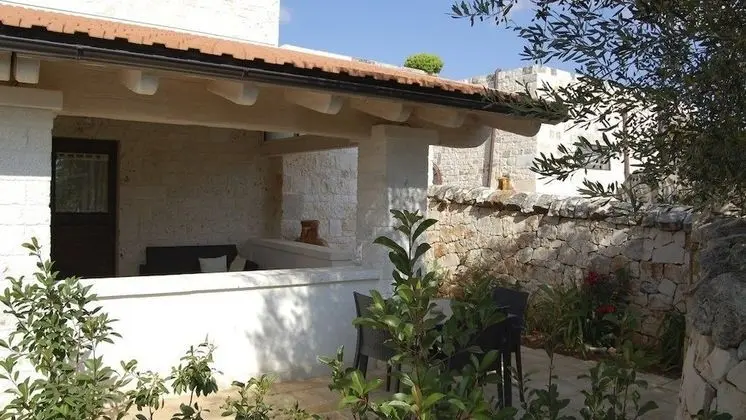 Tek Büyük Yataklı Oda, Küçük Mutfak (Trullo)