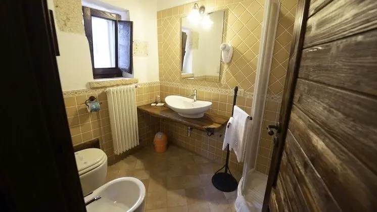 Tek Büyük Yataklı Oda, Küçük Mutfak (Trullo)