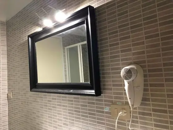 Üç Kişilik Oda, Bahçe Manzaralı