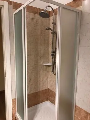 Üç Kişilik Oda, Bahçe Manzaralı