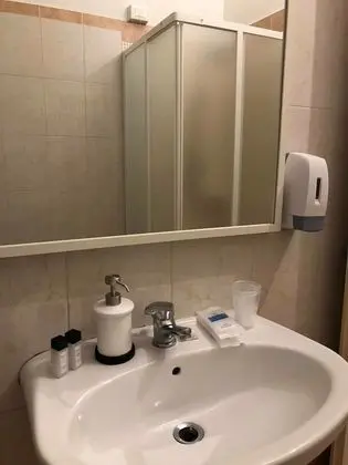 Üç Kişilik Oda, Bahçe Manzaralı