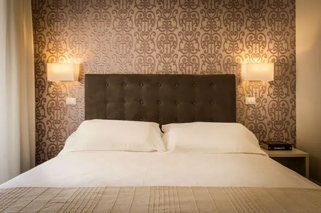 Executive Tek Büyük Yataklı Oda