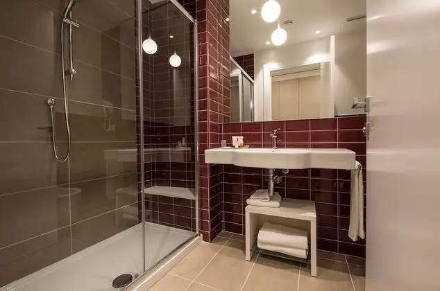 Executive Tek Büyük Yataklı Oda