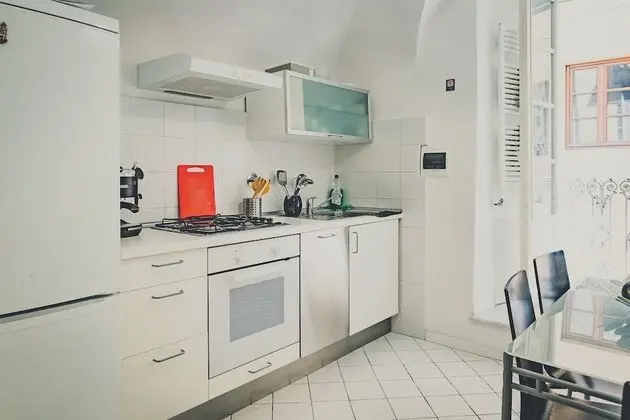 Basic Tek Büyük veya İki Ayrı Yataklı Oda, Ortak Banyo