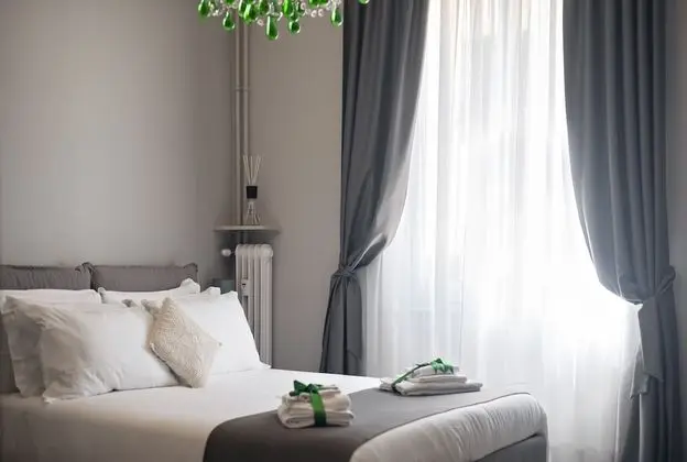 Tek Büyük Yataklı Oda (Cesarea)