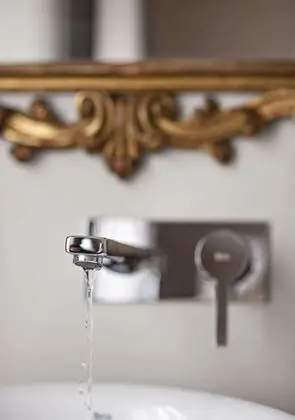 Tek Büyük Yataklı Oda (Cesarea)