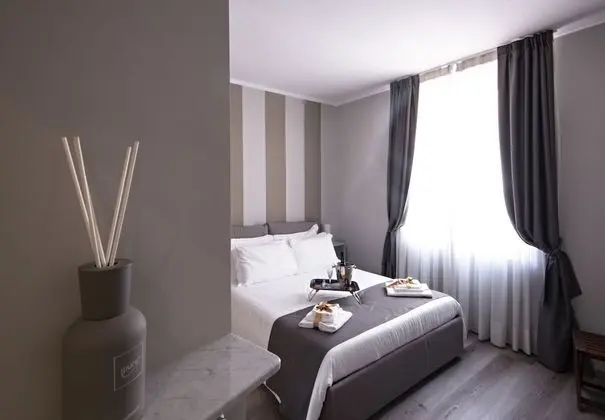 Tek Büyük Yataklı Oda (Trebisonda)