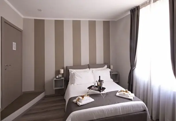 Tek Büyük Yataklı Oda (Trebisonda)