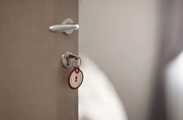 Tek Büyük Yataklı Oda (Trebisonda)