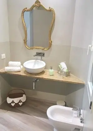 Tek Büyük Yataklı Oda (Trebisonda)