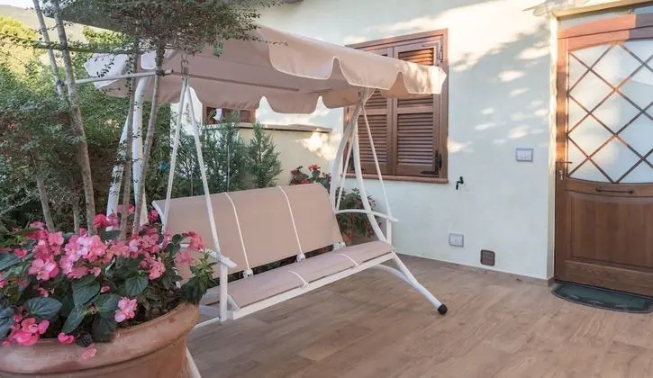 Family Dört Kişilik Oda, Birden Çok Yatak, Özel Banyo, Bahçe Manzaralı (Rita)