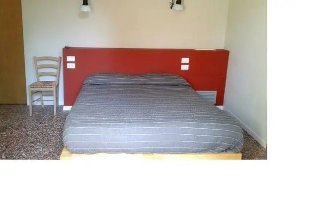 Basic Tek Büyük Yataklı Oda