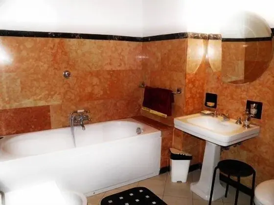 Süit, Özel Banyo (External)