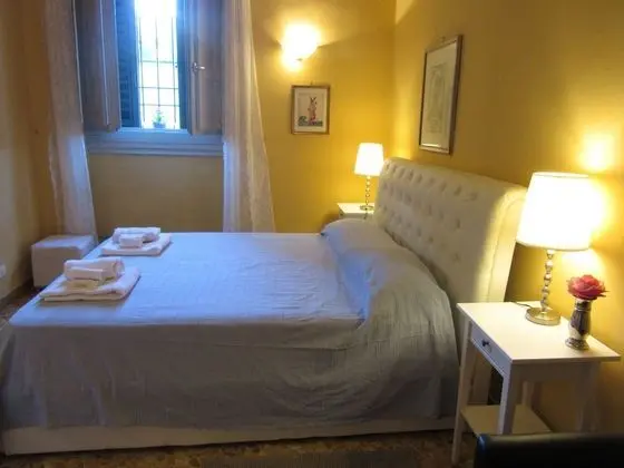 Tek Büyük Yataklı Oda, Özel Banyo (External)