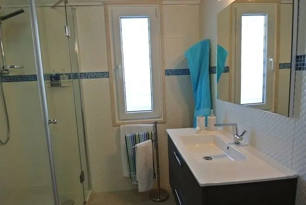 Standard Tek Büyük Yataklı Oda, 1 Büyük (Queen) Boy Yatak, Banyolu/Duşlu, Havuz Manzaralı