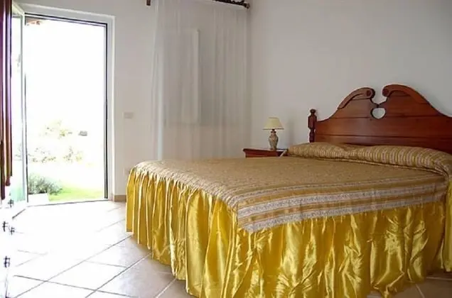 Tek Büyük Yataklı Oda, Bahçe Manzaralı