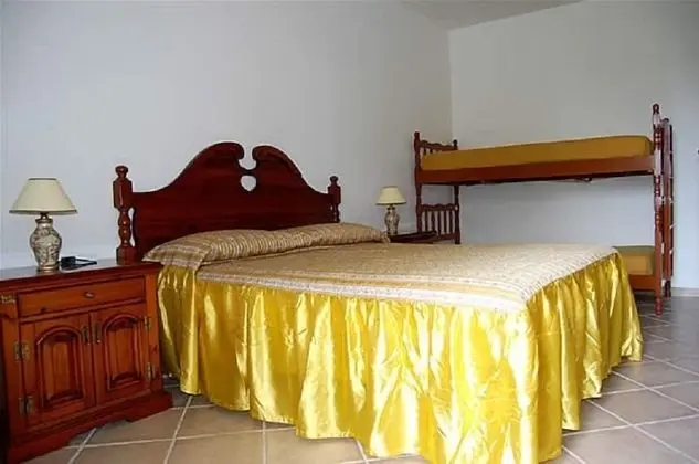 Tek Büyük Yataklı Oda, Bahçe Manzaralı