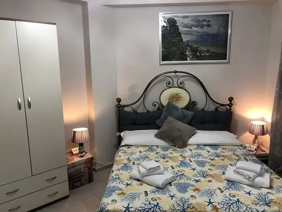 Superior Tek Büyük Yataklı Oda