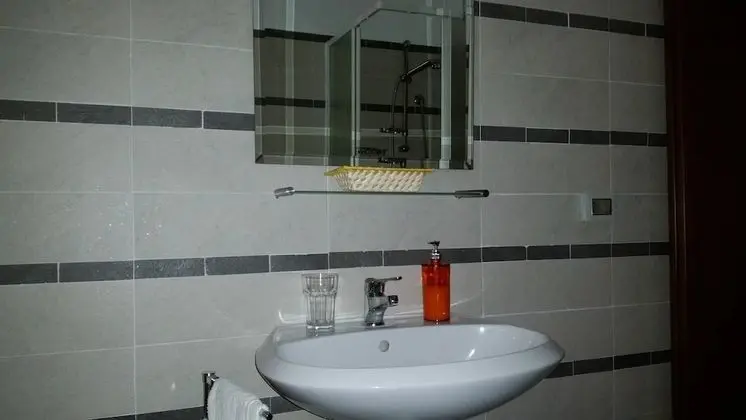 Classic Tek Büyük veya İki Ayrı Yataklı Oda, Bahçe Manzaralı