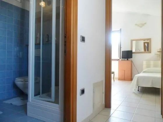 Classic Üç Kişilik Oda, Özel Banyo (External)