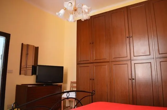 Apart Daire, 2 Yatak Odası, Mutfak, Park Manzaralı