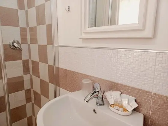 Comfort Üç Kişilik Oda, Sigara İçilmez, Bahçe Manzaralı