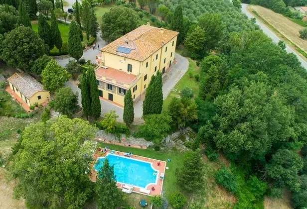 Villa, Sigara İçilebilir