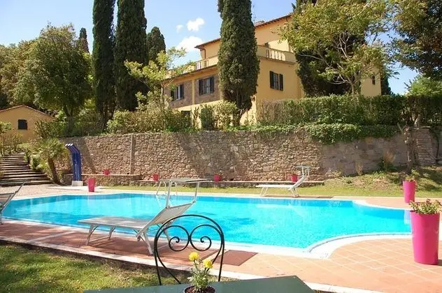 Villa, Sigara İçilebilir