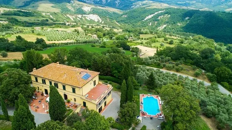 Villa, Sigara İçilebilir