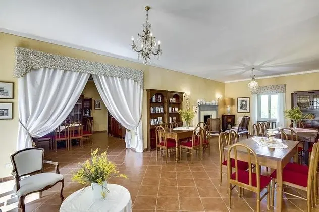 Villa, Sigara İçilebilir