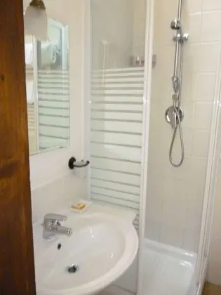 Comfort Büyük Yataklı Tek Kişilik Oda, Özel Banyo