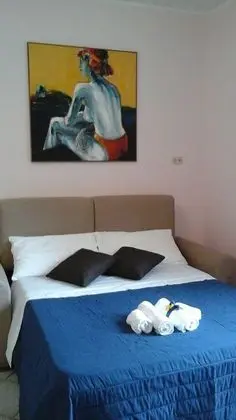 Ev, 1 Yatak Odası, Sigara İçilebilir, Buzdolabı