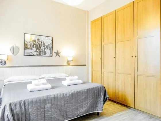 Comfort Oda, Birden Çok Yatak Odası, Özel Banyo, Avlu Manzaralı