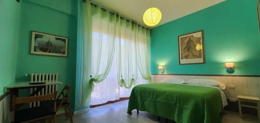 Deluxe Üç Kişilik Oda, Banyolu/Duşlu, Şehir Manzaralı