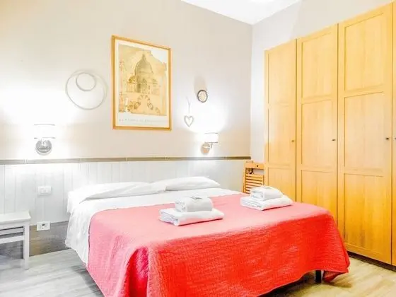 Deluxe Üç Kişilik Oda, Banyolu/Duşlu, Şehir Manzaralı