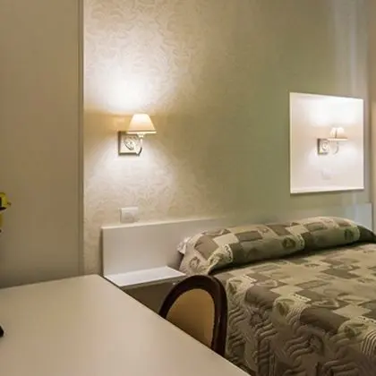 Standard Tek Büyük Yataklı Oda, 1 Büyük (Queen) Boy Yatak, Balkon, Şehir Manzaralı