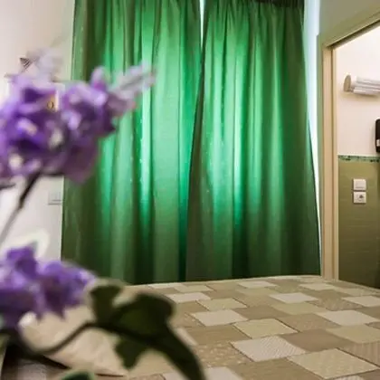 Standard Tek Büyük Yataklı Oda, Şehir Manzaralı, Zemin Kat