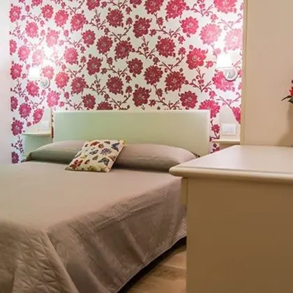 Superior Tek Büyük Yataklı Oda, Balkon, Şehir Manzaralı